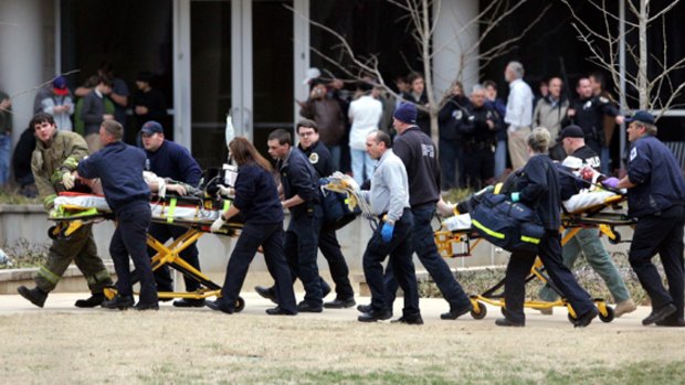 Tragedy on campus ... victims of the shooting at the University of Alabama are rushed to hospital.