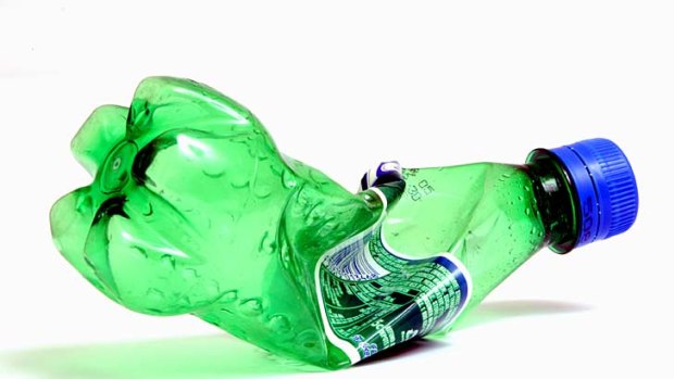 Ian Kiernan says Victoria's bottle recovery rate is only 35 per cent, whereas in South Australia it's 87 per cent.