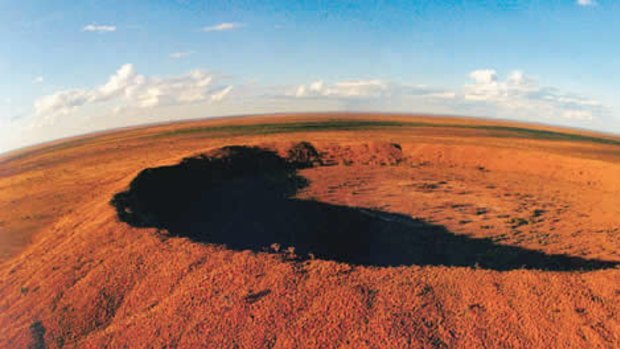 Wolfe Creek Crater, Western Australia.