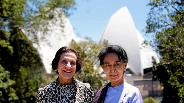 Myanmar's opposition leader Aung San Suu Kyi (R) stands with Marie Bashir, Governor of New South Wales, in front of the Sydney Opera House.