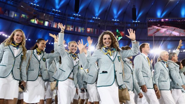 Jessica Fox (C) and other members of the Australia team take part in the Opening Ceremony of the Rio 2016 Olympic Games at Maracana Stadium on August 5, 2016 in Rio de Janeiro, Brazil.