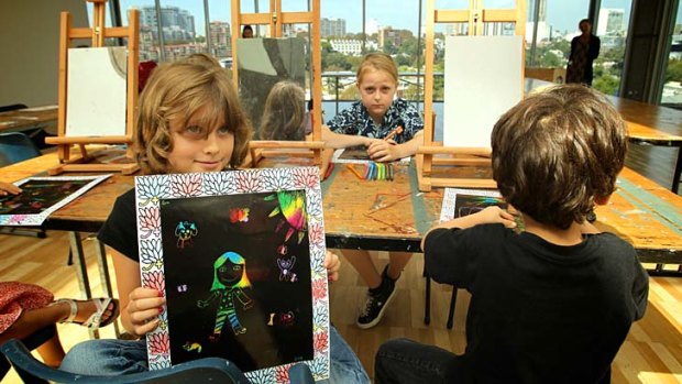 Someone who is important: Evie Juchau (left) at the Young Archie workshop at the Art Gallery of NSW.