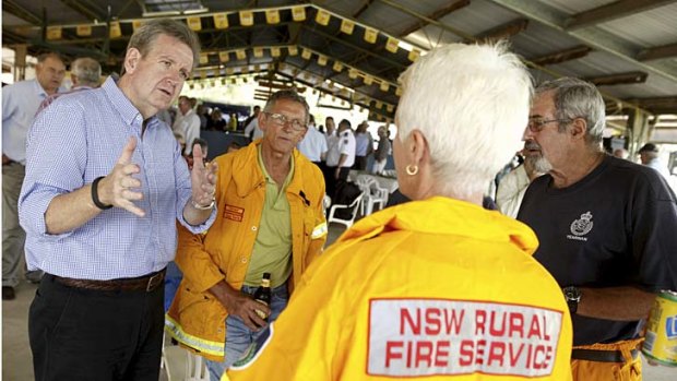 NSW premier Barry O'Farrell meets RFS volunteers.