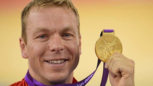 Another gold ... Chris Hoy.