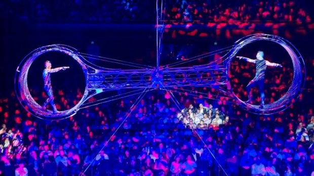 The wheel of death in Cirque du Soleil's <i>Le Noir</i>.