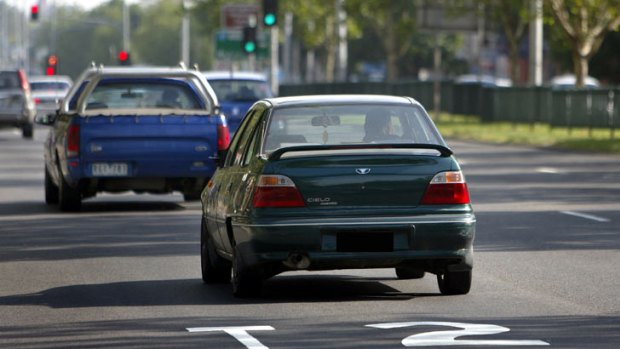 A government study has revealed how much motorists abuse transit lanes.