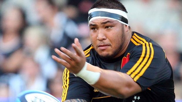 Bolter in Chief ... prop Ben Tameifuna.