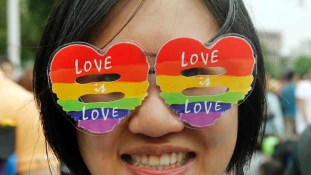 Yes, love is love, but how does that make marriage a "right"?