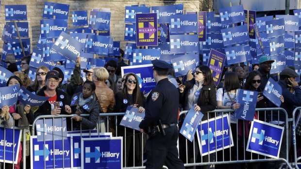 Clinton supporters at the Brooklyn Navy Yard on Thursday, where Hillary Clinton and Bernie Sanders were debating policy.