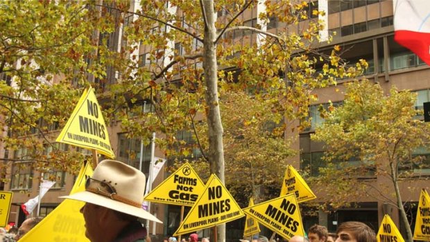 A call for a moratorium on coal seam gas mining is gaining ground.