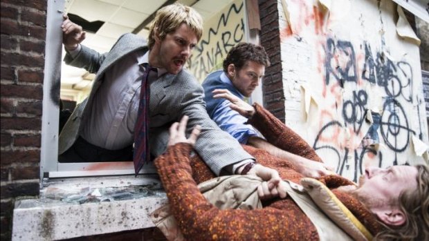 Kidnappers Jim Sturgess (left) and Sam Worthington turn to crime after their construction company goes bust in <i>Kidnapping Mr Heineken</i>.
