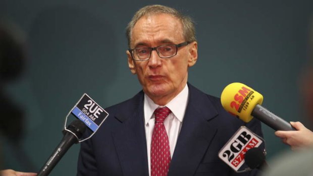 Former New South Wales premier Bob Carr says the motion was a "commonsense middle ground".