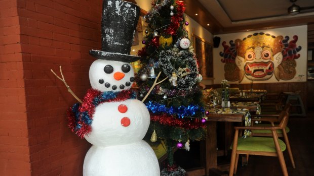 A Snowman at a local, empty restaurant in Ubud. 