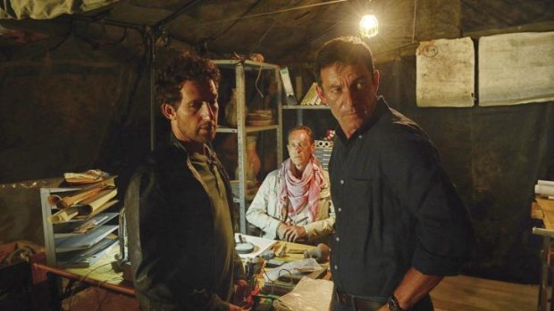 Jason Issacs (right) as FBI agent Peter Connelly in <i>Dig</i>.  
