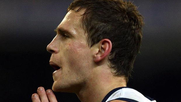 Joel Selwood played on with a broken hand.