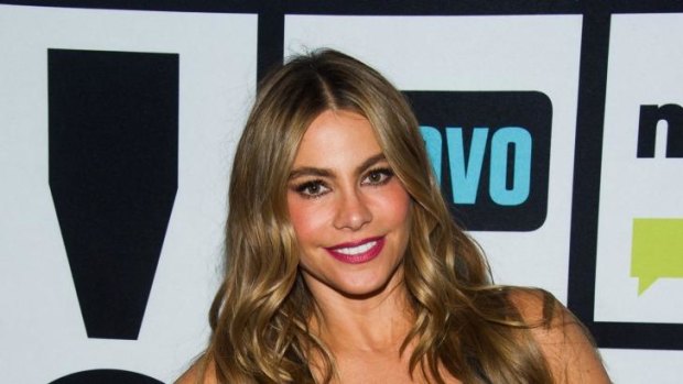 Sofia Vergara says co-star Julie Bowen motivates her to stay fit and healthy.