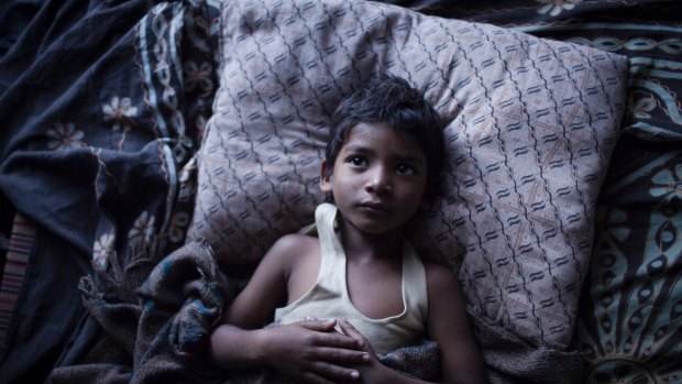 Sunny Pawar as five-year-old Saroo.