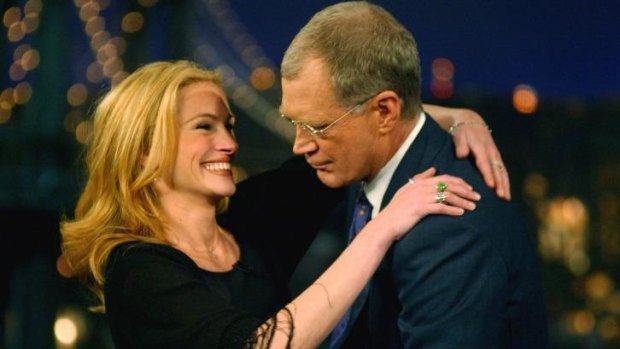 Actress Julia Roberts in 2001 with host David Letterman.