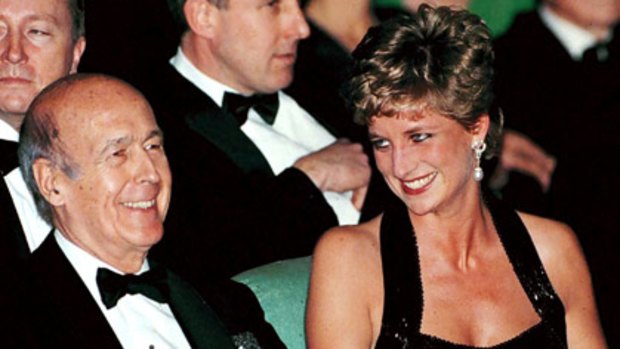 Secrets... Valery Giscard d'Estaing with Diana in 1994.