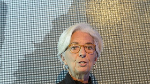 Advanced economies should support their economies through accommodative monetary policy and infrastructure spending to counter China's slowdown, the IMF chief says.