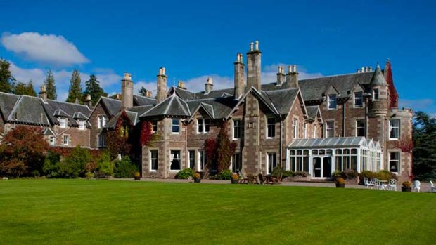 Fancy angling for trout, stalking deer or wearing someone else's tartan? Wimbledon champ and local lad Andy Murray has taken over this classic country house in his hometown of Dunblane, Scotland.