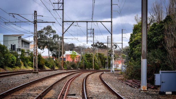 V/Line was warned about unsafe practices linked to the Murray Basin Rail Project months before a worker was crushed to death, the transport union claims.