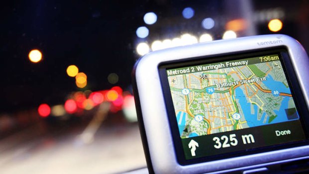 A survey has found four out of five 18 to 30 year-olds are unable to navigate without the help of a satnav device.