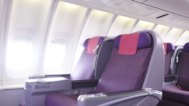 Thai Airways 747 business class seats.