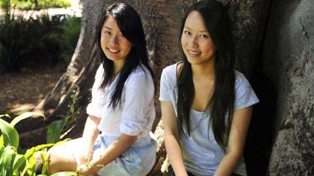 Susan Lee and Jennifer Zhou both achieved perfect scores in their International Baccalaureate diploma.