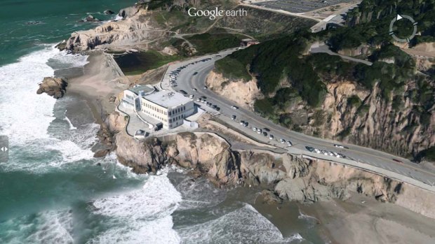 A three-dimensional view of the Cliff House in San Francisco on Google Earth.