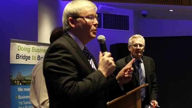 Kevin Rudd and Bill Glasson debate in the lead-up to this year's federal election.
