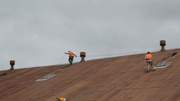 The Murtoa Stick Shed, a wartime grain storage facility being restored by Heritage Victoria and Period Restoration Services, is open to the public on Sunday, October 2, for the Murtoa Big Weekend celebration. Built in 1941, the shed has 560 unmilled poles supporting its roof and is 270 metres long, 60 metres wide and 19 metres tall.