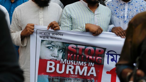 Bangladeshi activists protest against what they say are the killings of Muslims in Myanmar.