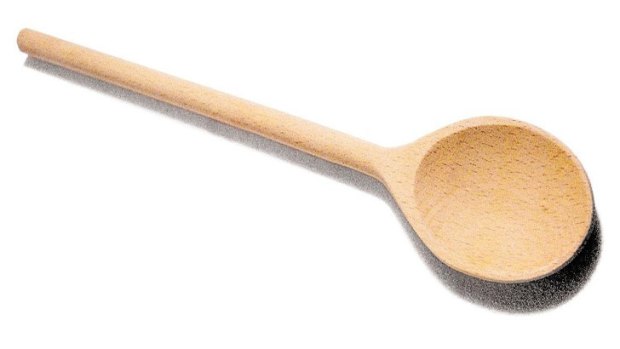 Wooden spoon battle.