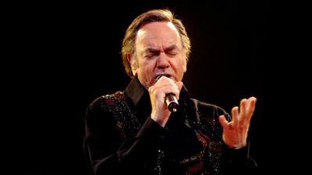 Neil Diamond will perform for fans in Perth.