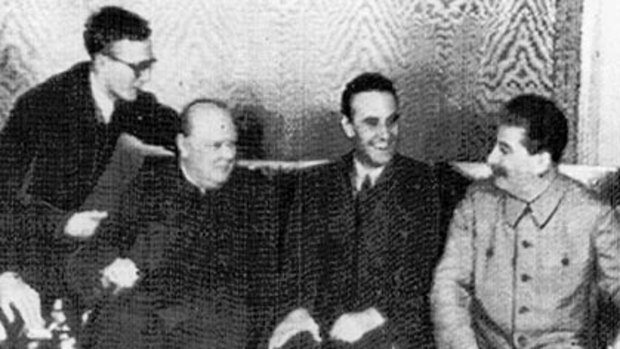 Always there . . . Patrick Kinna behind Winston Churchill, W. Averell Harriman of the US and Joseph Stalin in Moscow in August 1942.