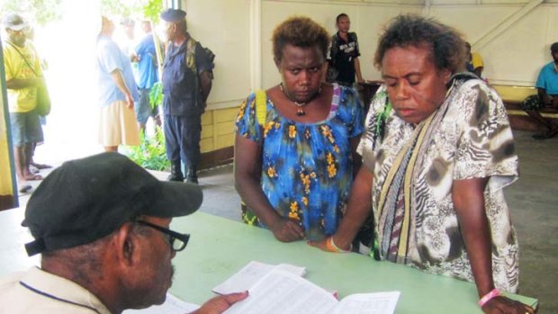 Polling and policing ... violent campaigning in Papua New Guinea.
