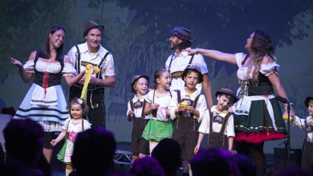 Dave Hughes and Kate Langbroek invite their families onstage for the Nova farewell show.