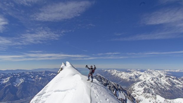 Basing yourself in Queenstown (or Wanaka) you can ski different mountains on different days.