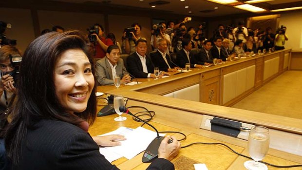 Thailand's Prime Minister-elect Yingluck Shinawatra meets with her economic team.
