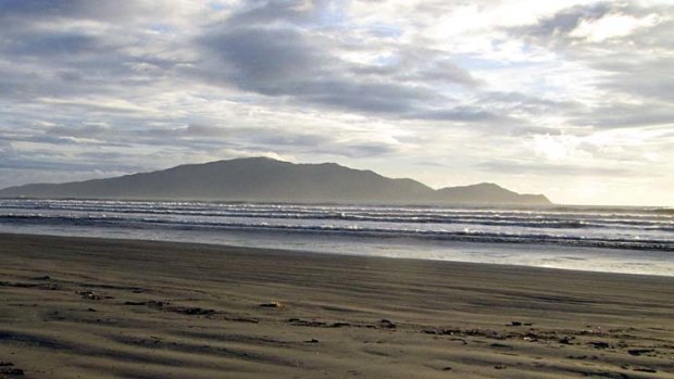 Moutain and sea ... New Zealand's Kapiti Coast.