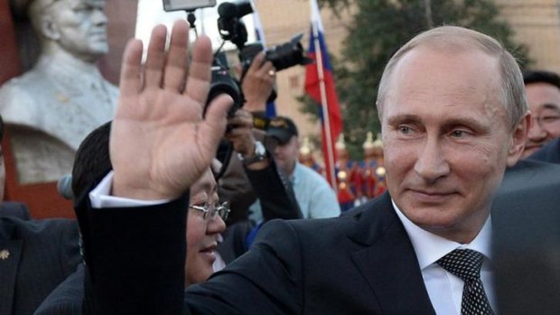 Vladimir Putin says he "sketched out" a peace plan during his flight from Moscow.