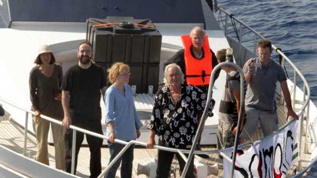 Mankell, fourth from left, headed for Gaza.