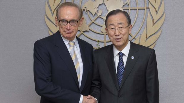 All the world's a stage: Bob Carr with United Nations secretary-general Ban Ki-moon.