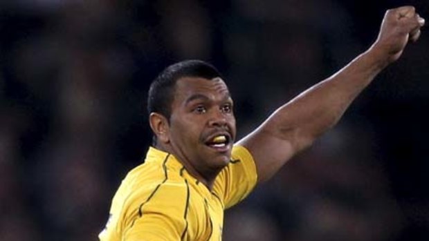 Kurtley Beale ... determined to keep hold of the fullback jersey.