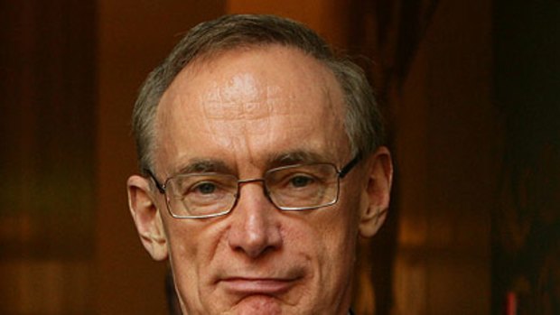 Cutting costs ... former premier Bob Carr spent $100,000 less in expenses in 2009 than the previous year, but still rang up a bill of more than $326,000.