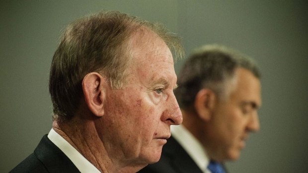 David Murray has rejected the big banks' criticism of his inquiry. 