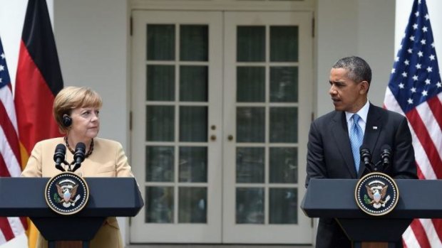 US President Barack Obama  and German Chancellor Angela Merkel threatened Russian President Vladimir Putin with more sanctions as the crisis in Ukraine deepens.