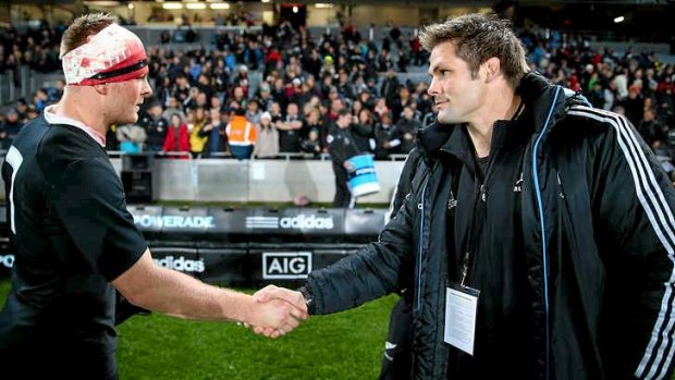 Sam Cane (L) and Richie McCaw (R) are the only two openside flankers in the All Blacks squad.
