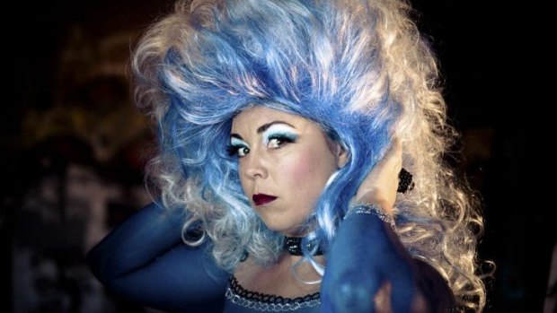 Colour by numbers: Sarah Ward covers herself  in blue paint when she transforms into Yana Alana for the one-woman cabaret show <i>Between the Cracks</i>.